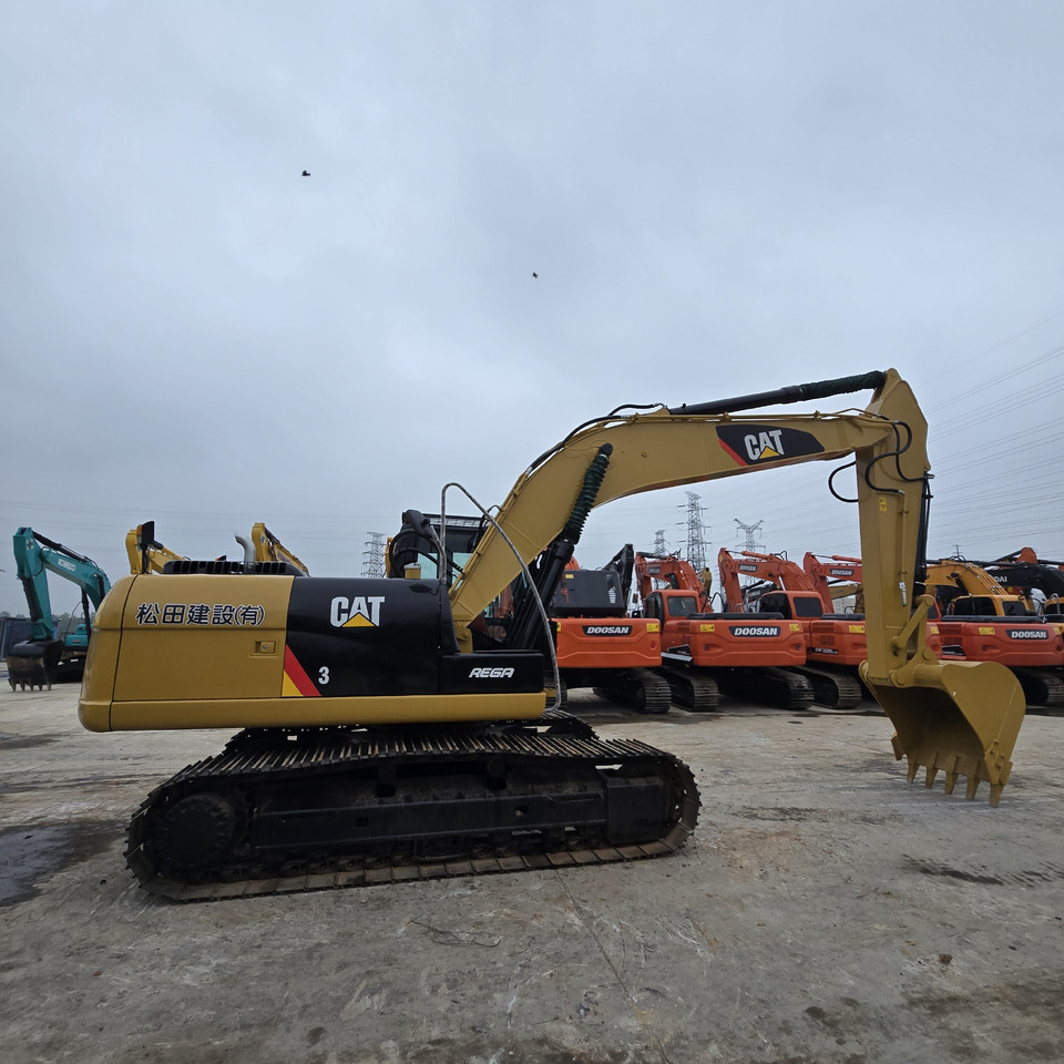 CATERPILLAR 320D - Crawler excavator: picture 5 CATERPILLAR 320D - Crawler excavator: picture 5