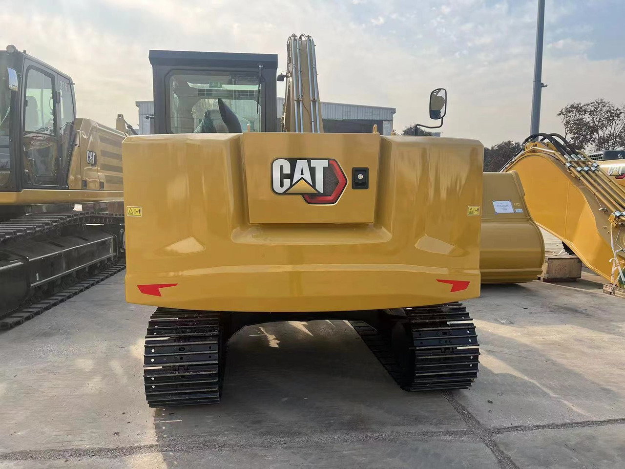 CATERPILLAR CAT307 - Mini excavator: picture 3 CATERPILLAR CAT307 - Mini excavator: picture 3