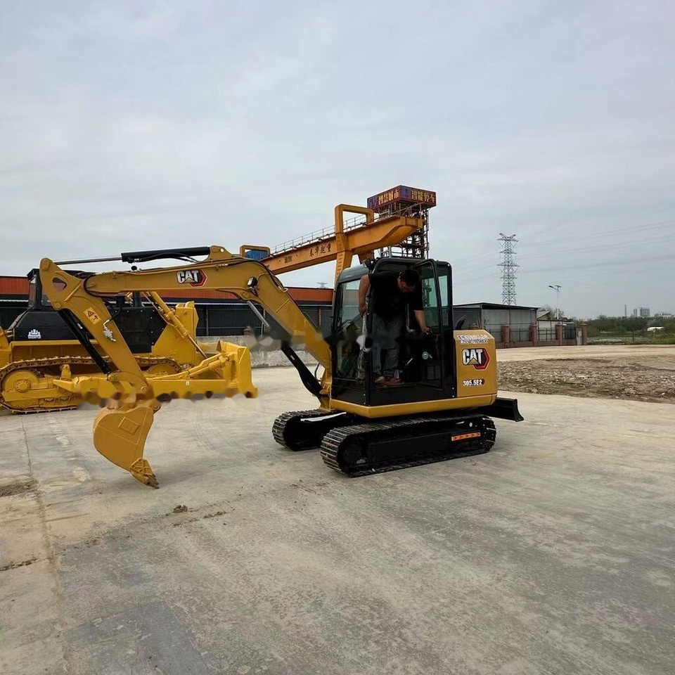 Caterpillar 305.5E2 - Mini excavator: picture 2 Caterpillar 305.5E2 - Mini excavator: picture 2