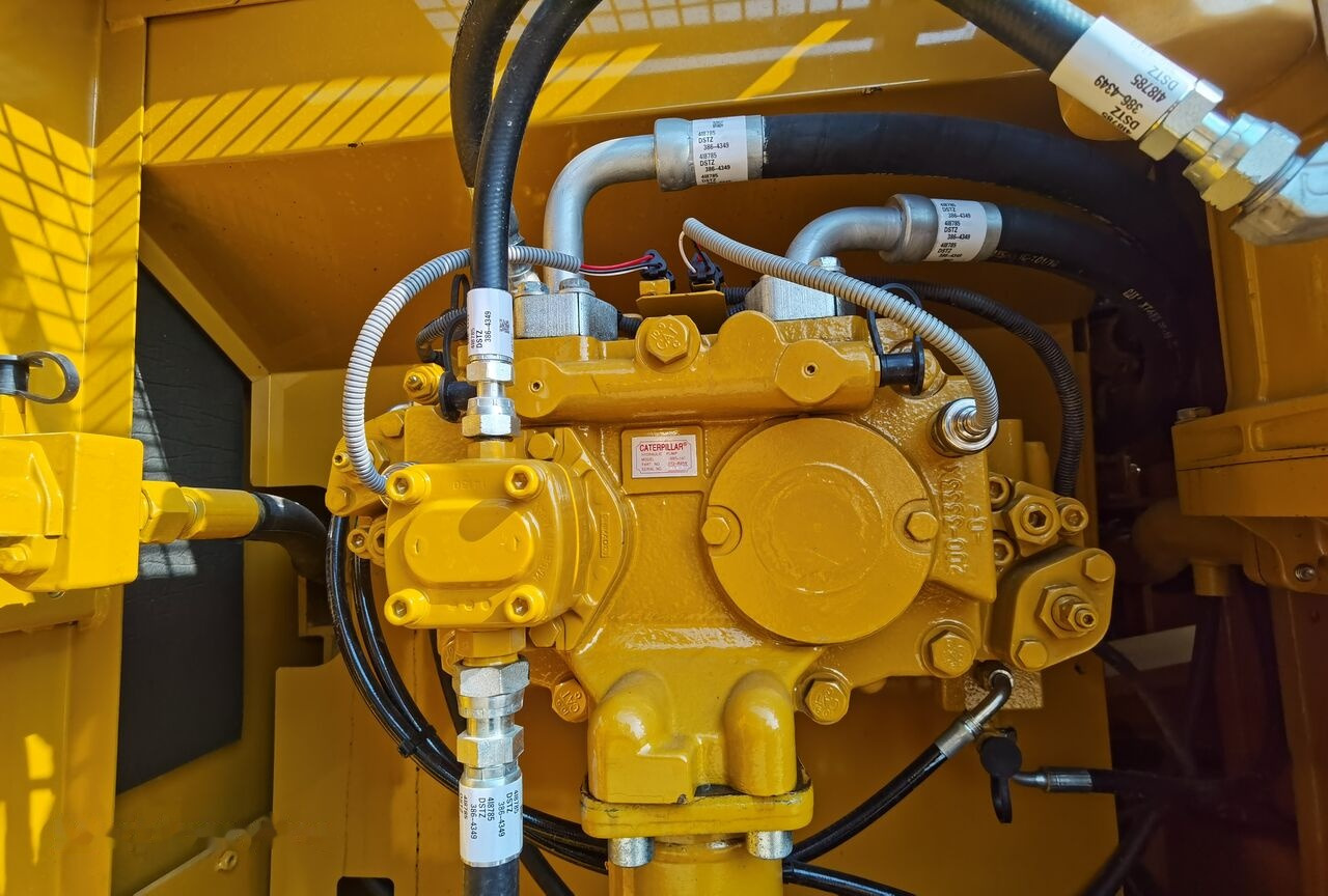 Crawler excavator Caterpillar 324D2: picture 6 Crawler excavator Caterpillar 324D2: picture 6