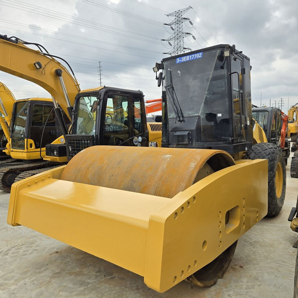 Caterpillar CS76 - Compactor: picture 4 Caterpillar CS76 - Compactor: picture 4