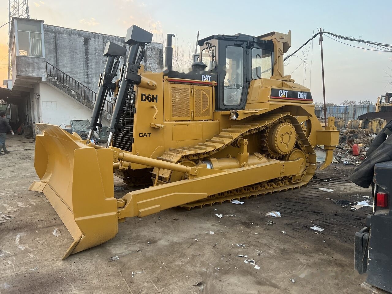 Caterpillar D6H - Bulldozer: picture 2 Caterpillar D6H - Bulldozer: picture 2