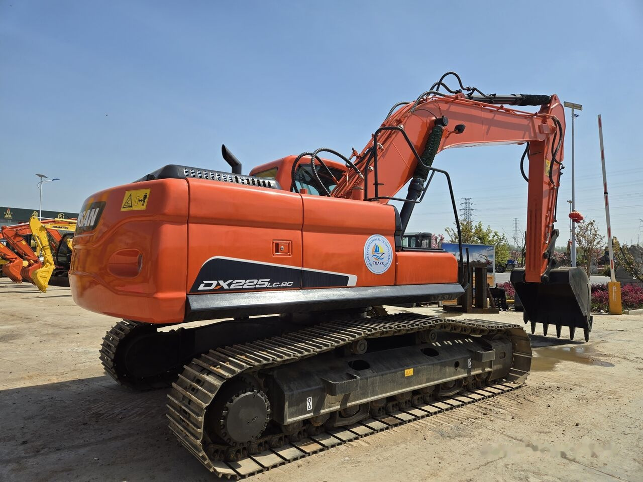 Doosan DX300 - Crawler excavator: picture 2 Doosan DX300 - Crawler excavator: picture 2