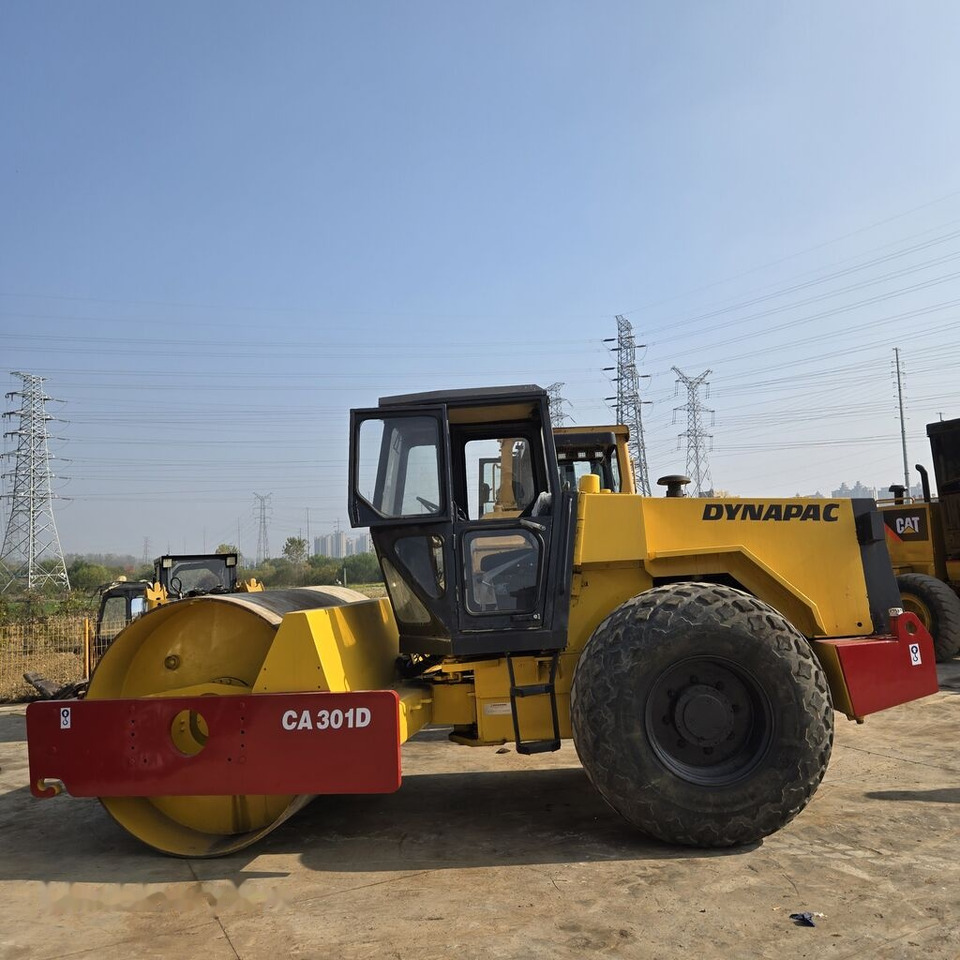 Compactor Dynapac CA 301 D: picture 7