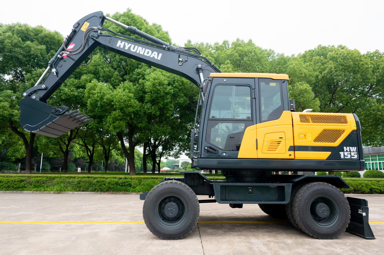 HYUNDAI HW155 - Wheel excavator: picture 4 HYUNDAI HW155 - Wheel excavator: picture 4