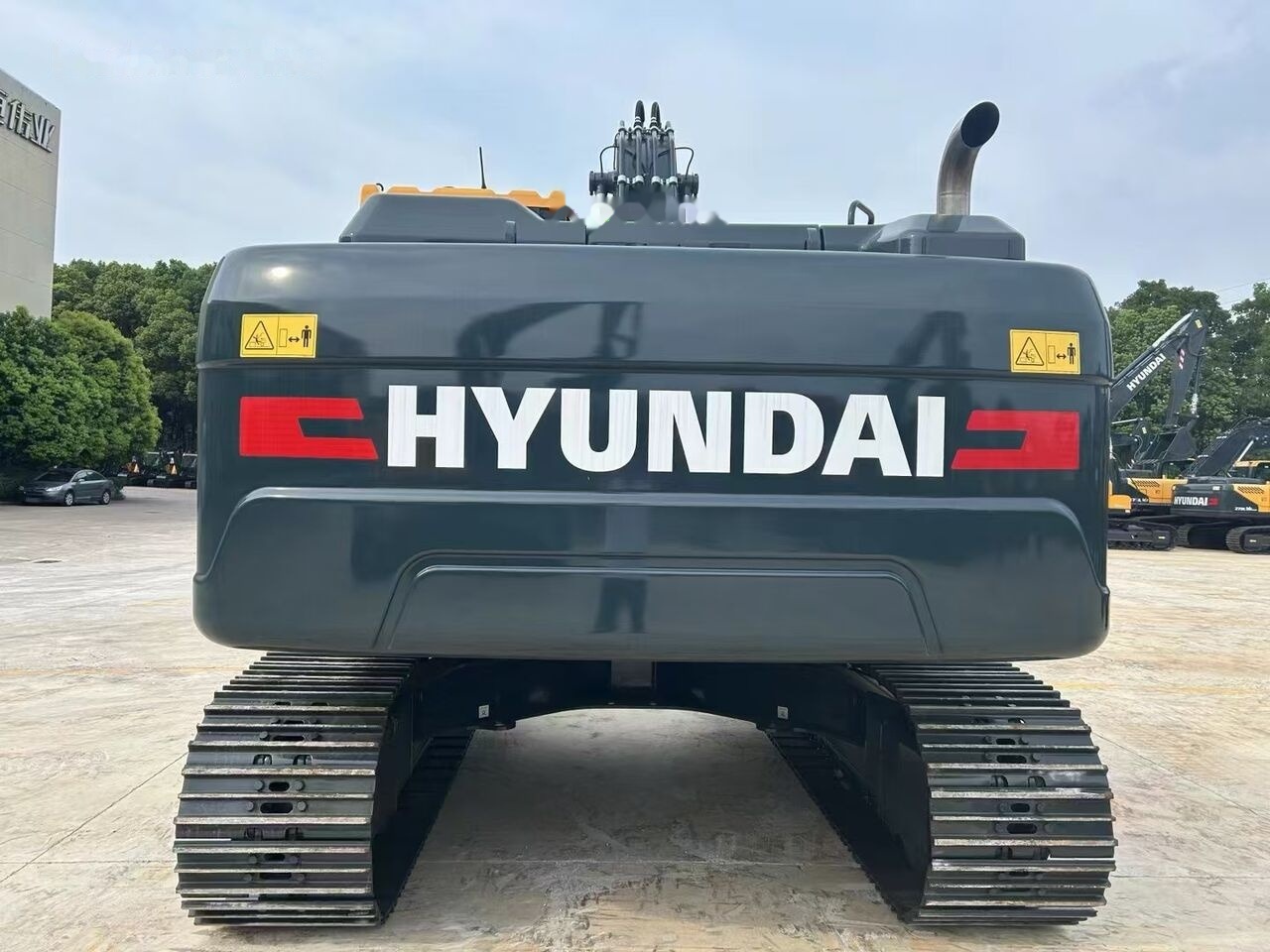 Hyundai HX220 - Crawler excavator: picture 1 Hyundai HX220 - Crawler excavator: picture 1