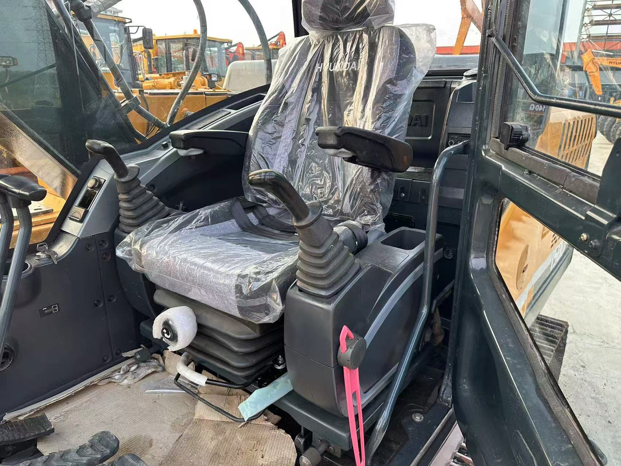 Hyundai R150LC-9S - Crawler excavator: picture 2 Hyundai R150LC-9S - Crawler excavator: picture 2