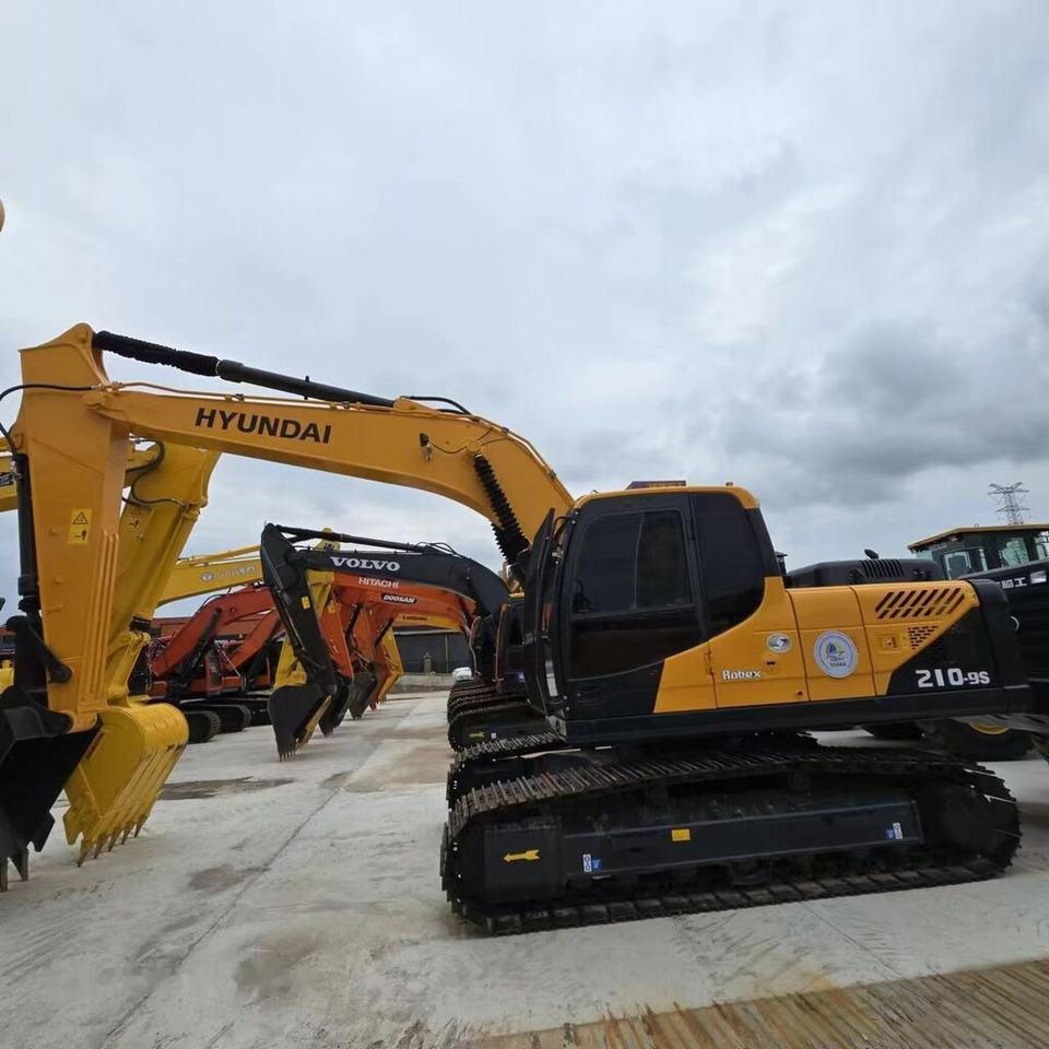 Crawler excavator Hyundai R210-9S: picture 7 Crawler excavator Hyundai R210-9S: picture 7