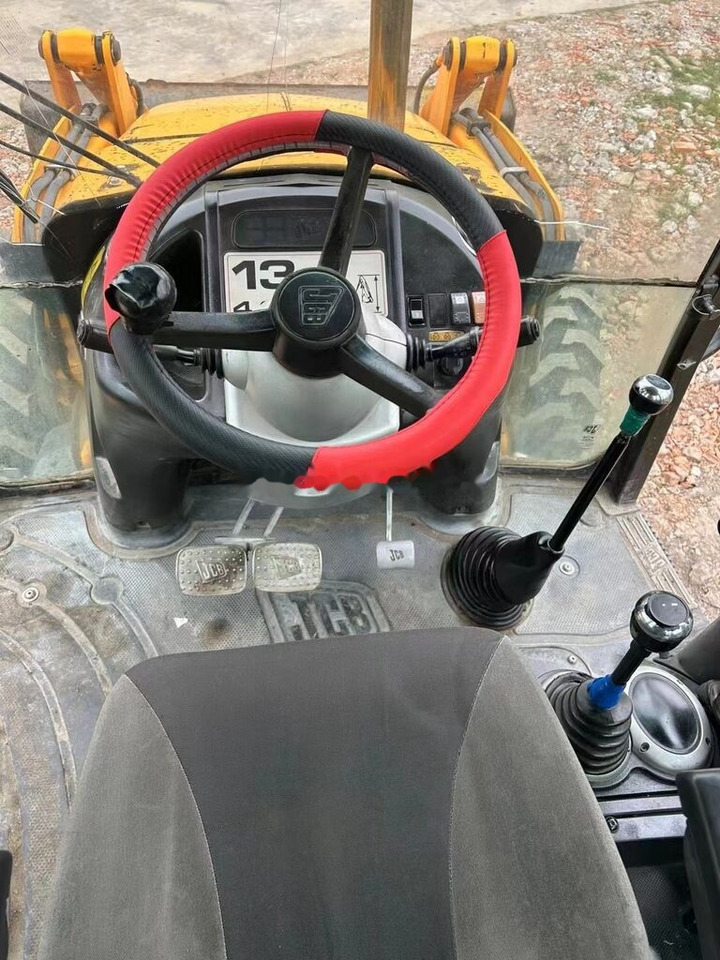 JCB 3CX - Backhoe loader: picture 3 JCB 3CX - Backhoe loader: picture 3