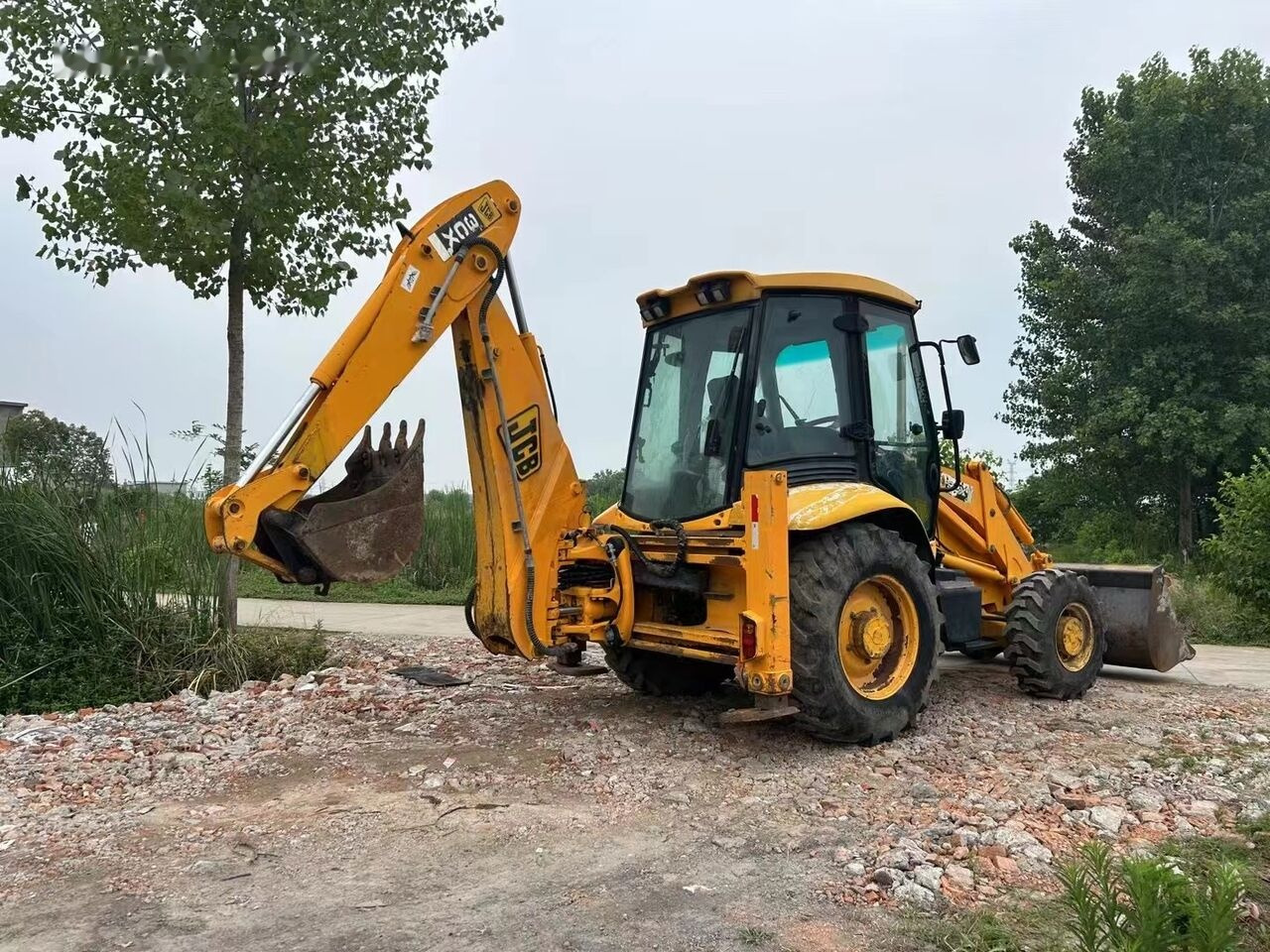 JCB 3CX - Backhoe loader: picture 1 JCB 3CX - Backhoe loader: picture 1