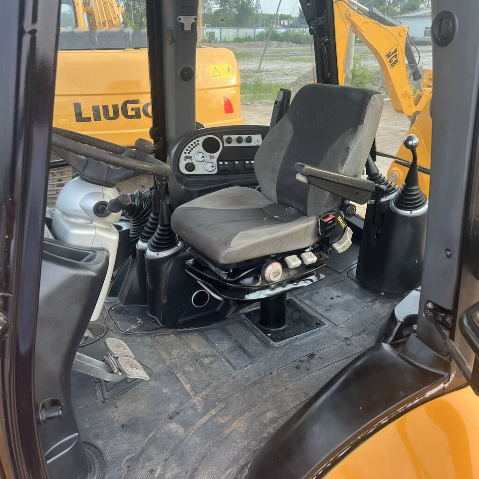 JCB 4CX - Backhoe loader: picture 3 JCB 4CX - Backhoe loader: picture 3