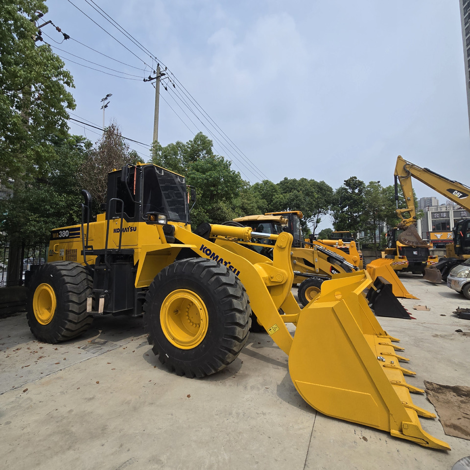 KOMATSU WA380 - Wheel loader: picture 3 KOMATSU WA380 - Wheel loader: picture 3