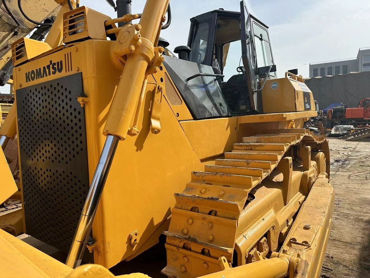 Komatsu D155A-5 - Bulldozer: picture 4 Komatsu D155A-5 - Bulldozer: picture 4