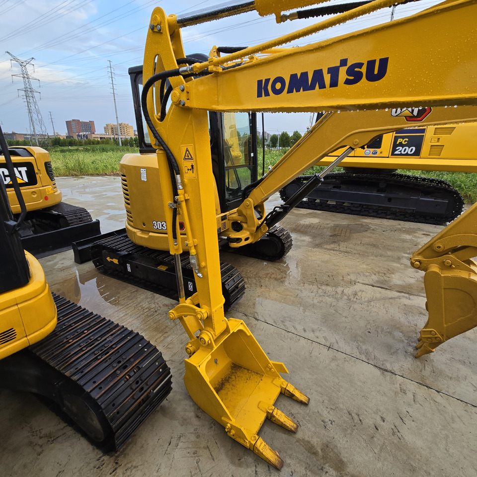 Komatsu PC35MR - Mini excavator: picture 4 Komatsu PC35MR - Mini excavator: picture 4