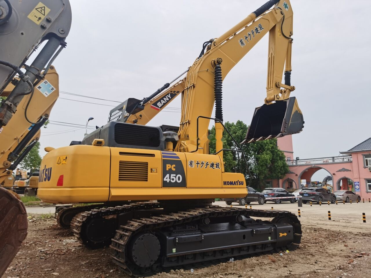 Komatsu PC450-8 - Crawler excavator: picture 1 Komatsu PC450-8 - Crawler excavator: picture 1