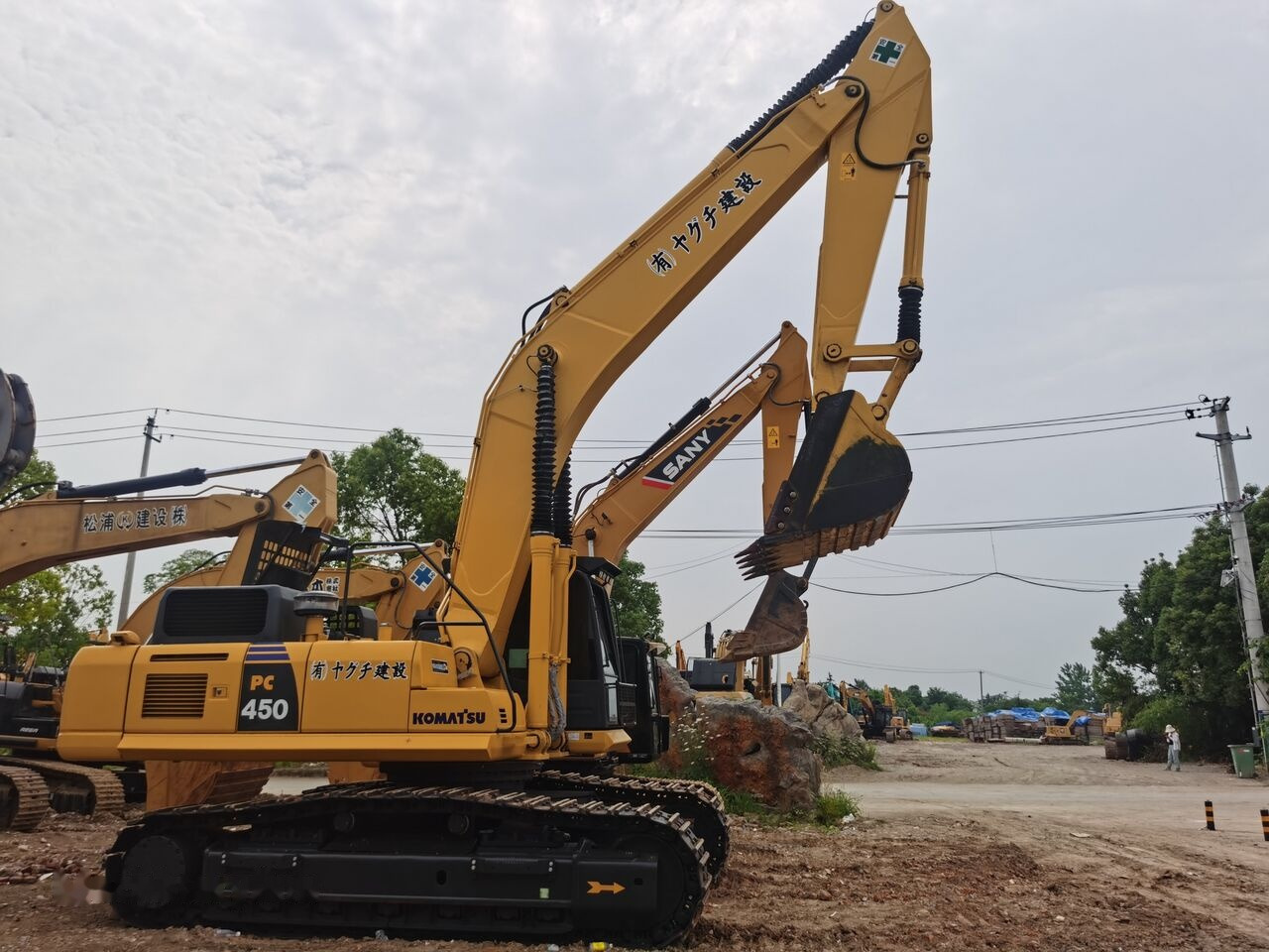 Komatsu PC450-8 - Crawler excavator: picture 3 Komatsu PC450-8 - Crawler excavator: picture 3