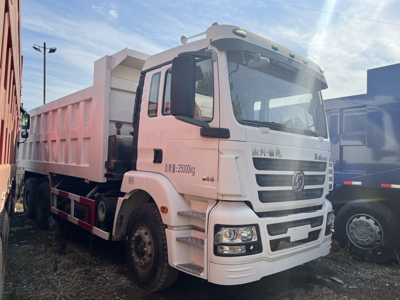 SHACMAN F3000 - Tipper: picture 1 SHACMAN F3000 - Tipper: picture 1