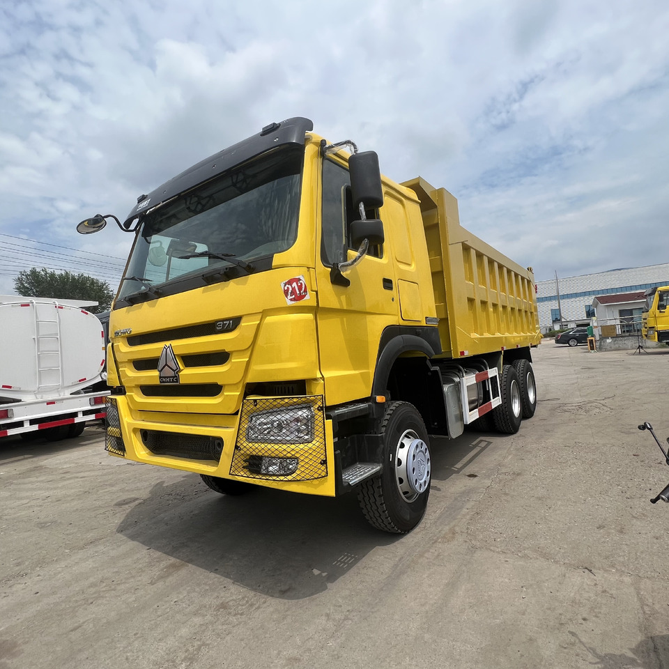 SINOTRUK HOWO 6x4 - Tipper: picture 1 SINOTRUK HOWO 6x4 - Tipper: picture 1