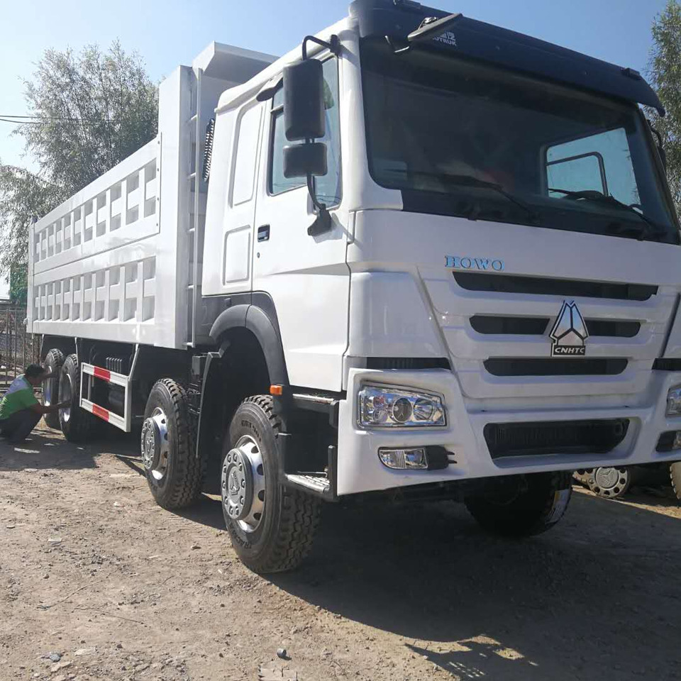 SINOTRUK HOWO - Tipper: picture 4 SINOTRUK HOWO - Tipper: picture 4