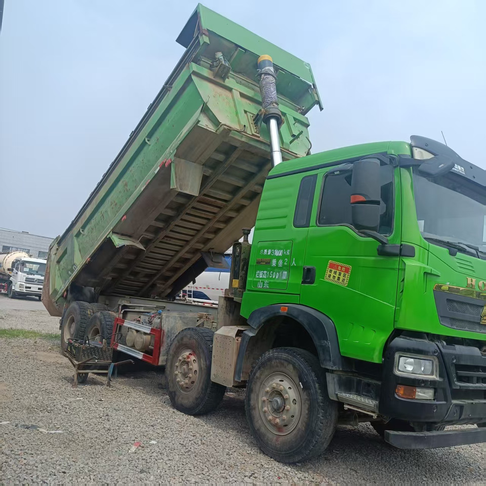 SINOTRUK HOWO - Tipper: picture 4 SINOTRUK HOWO - Tipper: picture 4