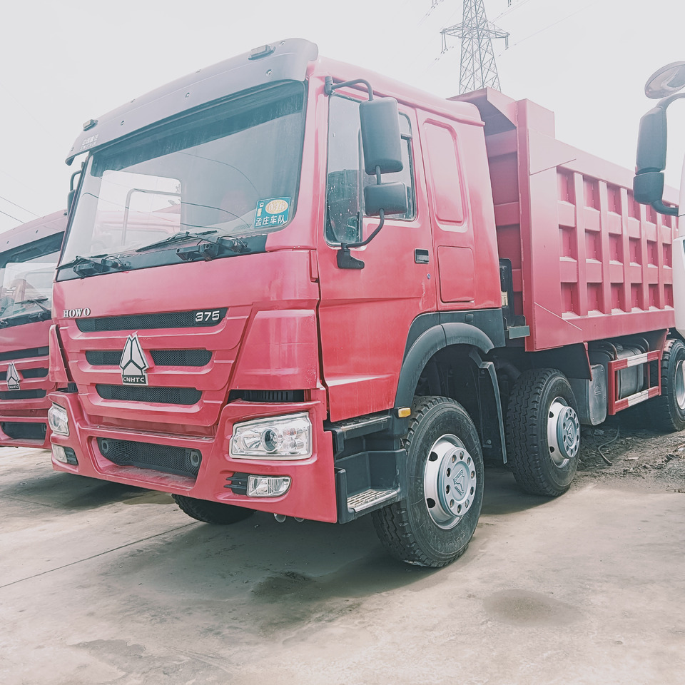 SINOTRUK HOWO - Tipper: picture 2 SINOTRUK HOWO - Tipper: picture 2