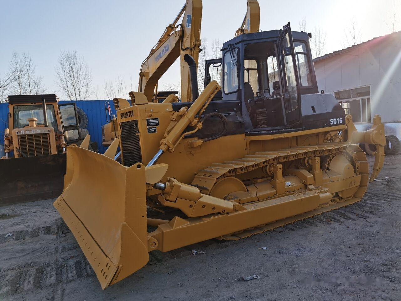 Shantui SD16 - Bulldozer: picture 5 Shantui SD16 - Bulldozer: picture 5