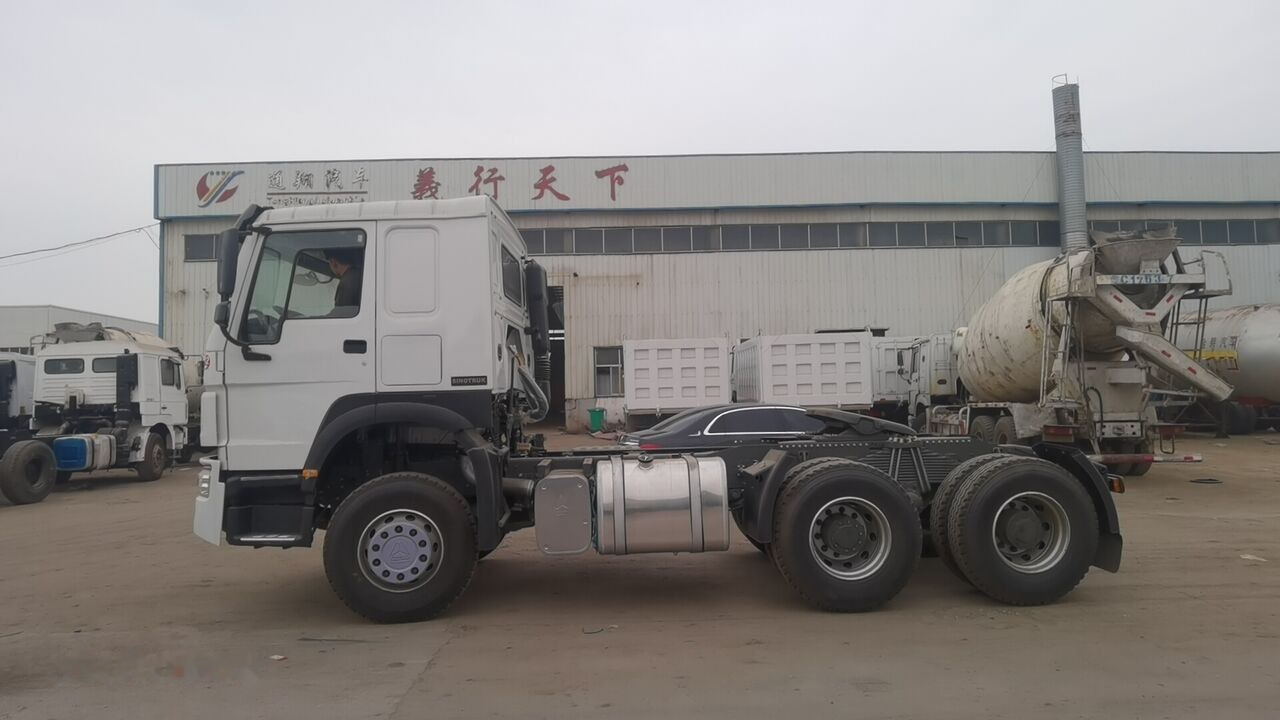Tractor unit Howo 375: picture 15