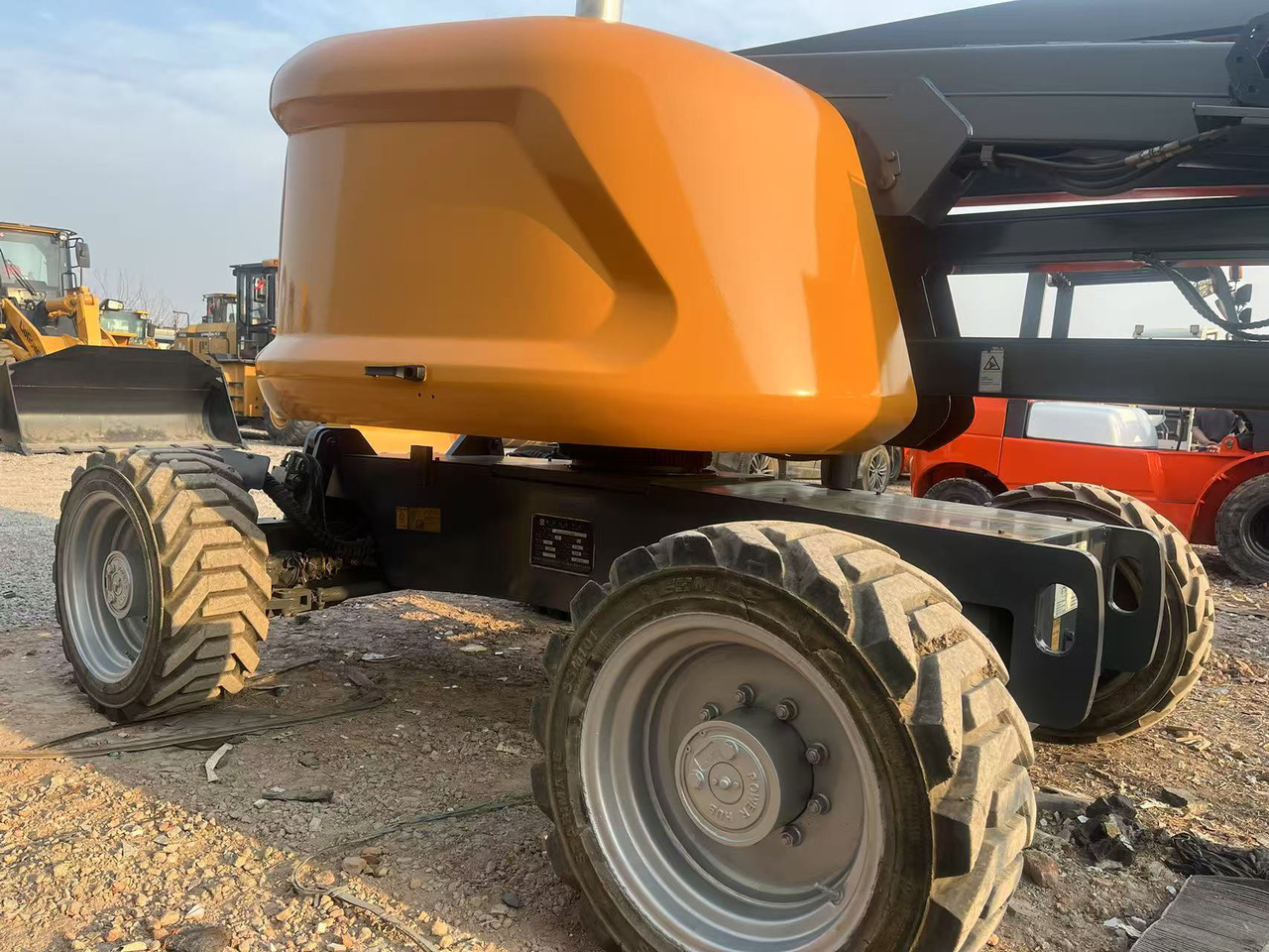 XCMG GTBZ14 aerial platform - Truck mounted aerial platform: picture 4 XCMG GTBZ14 aerial platform - Truck mounted aerial platform: picture 4