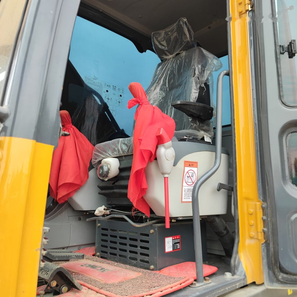 XCMG XE370DA - Crawler excavator: picture 5 XCMG XE370DA - Crawler excavator: picture 5