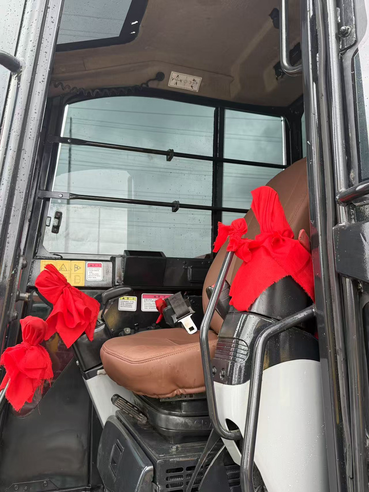 YANMAR VIO80 - Mini excavator: picture 3 YANMAR VIO80 - Mini excavator: picture 3