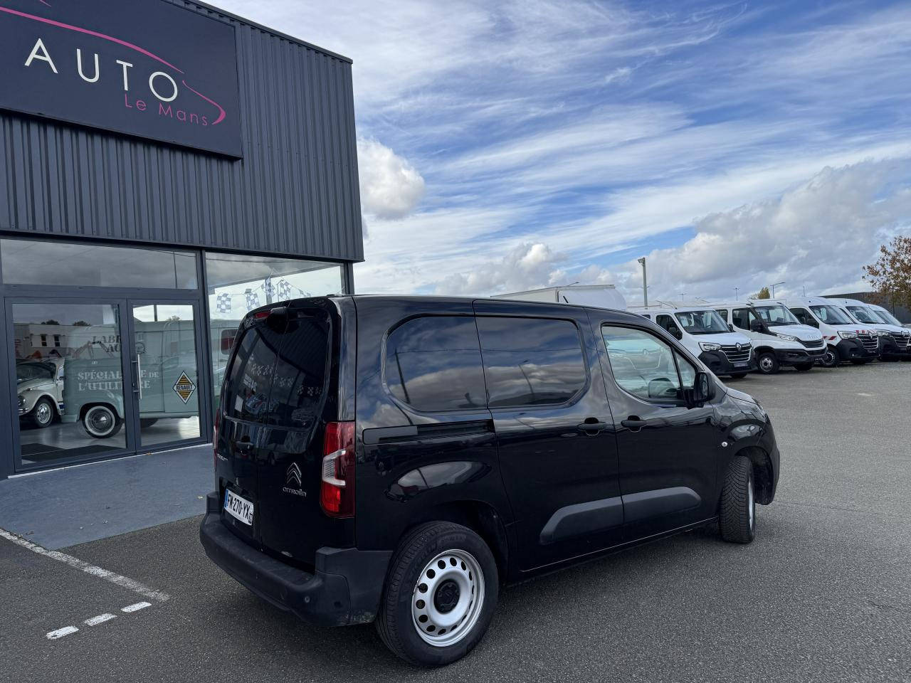 CITROEN Berlingo 1.5 BlueHDi S&S - 130 - BV EAT8  III FOURGON Fourgon M Driver 650 kg PHASE 1 - Panel van: picture 5 CITROEN Berlingo 1.5 BlueHDi S&S - 130 - BV EAT8  III FOURGON Fourgon M Driver 650 kg PHASE 1 - Panel van: picture 5