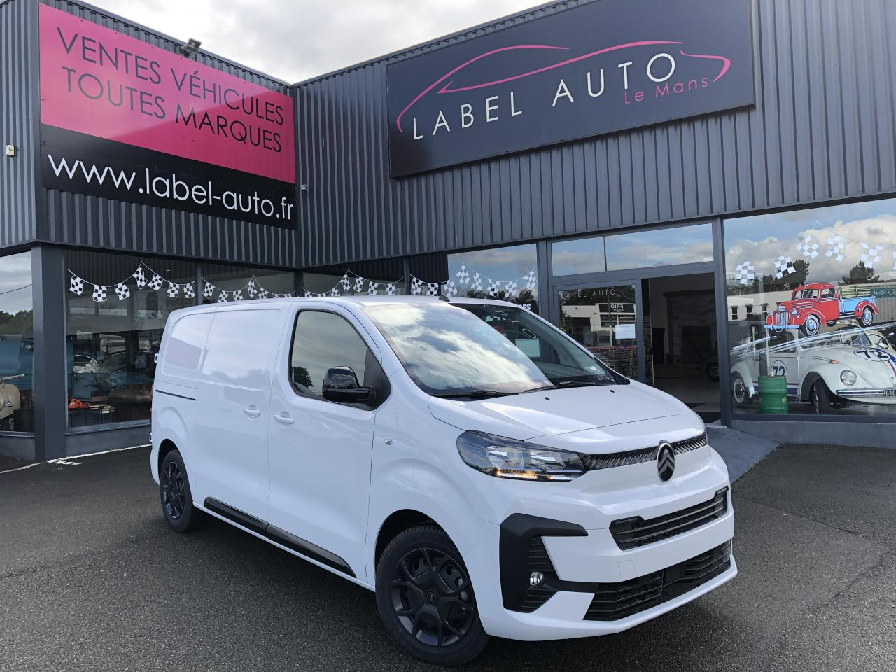 New Panel van CITROEN Jumpy M 2.0 BlueHDi - 180 S&S - BV EAT8  III FOURGON . PHASE 2: picture 1
