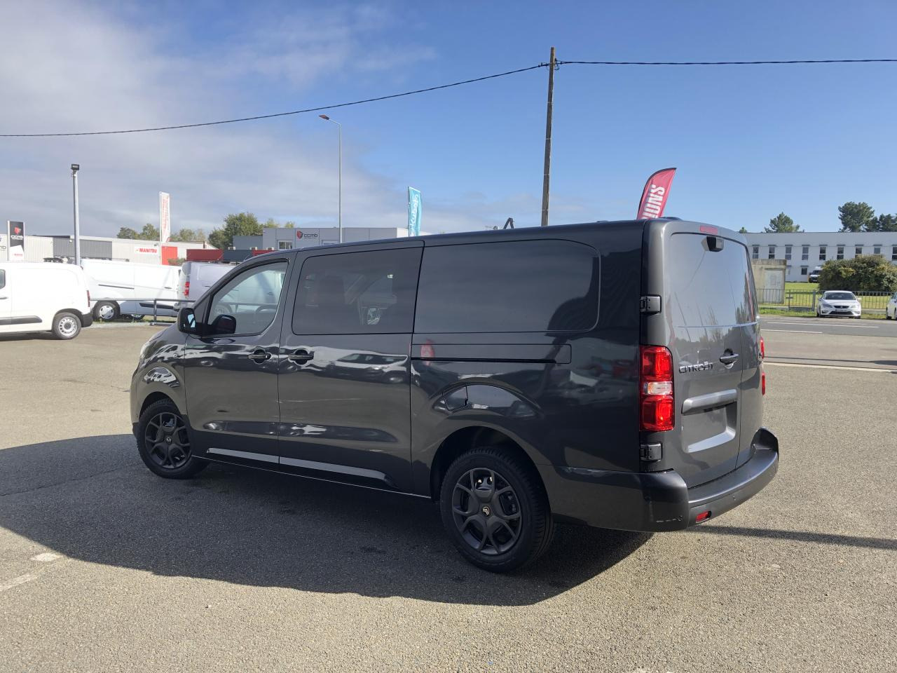 CITROEN Jumpy XL 2.0 BlueHDi - 180 S&S - BV EAT8  III CABINE APPROFONDIE Cabine approfondie Fixe PHASE 2 leasing CITROEN Jumpy XL 2.0 BlueHDi - 180 S&S - BV EAT8  III CABINE APPROFONDIE Cabine approfondie Fixe PHASE 2: picture 8