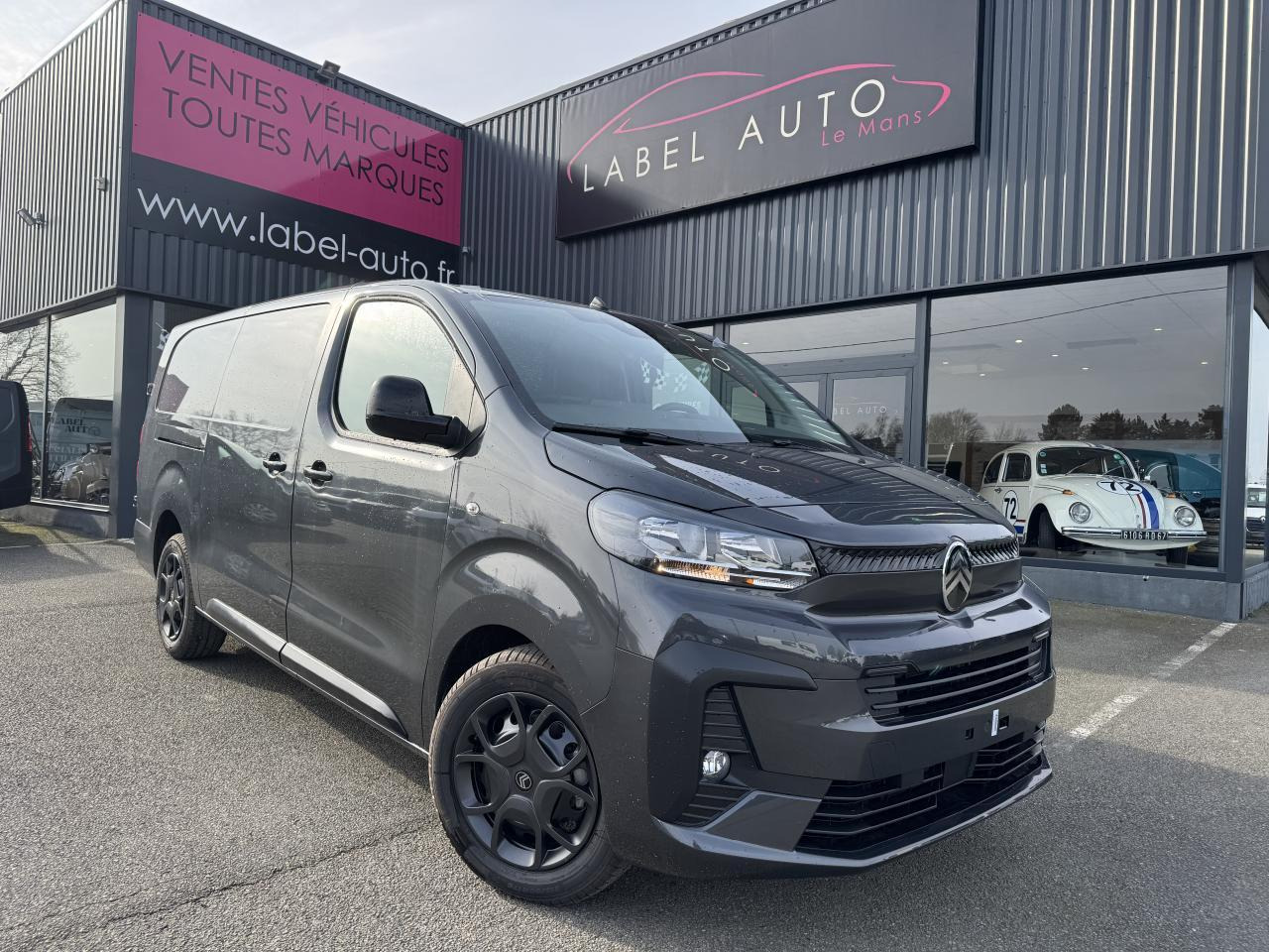 Citroen Jumpy M 2.0 BlueHDi 180CH EAT8 PACK LOOK - Small van: picture 1 Citroen Jumpy M 2.0 BlueHDi 180CH EAT8 PACK LOOK - Small van: picture 1
