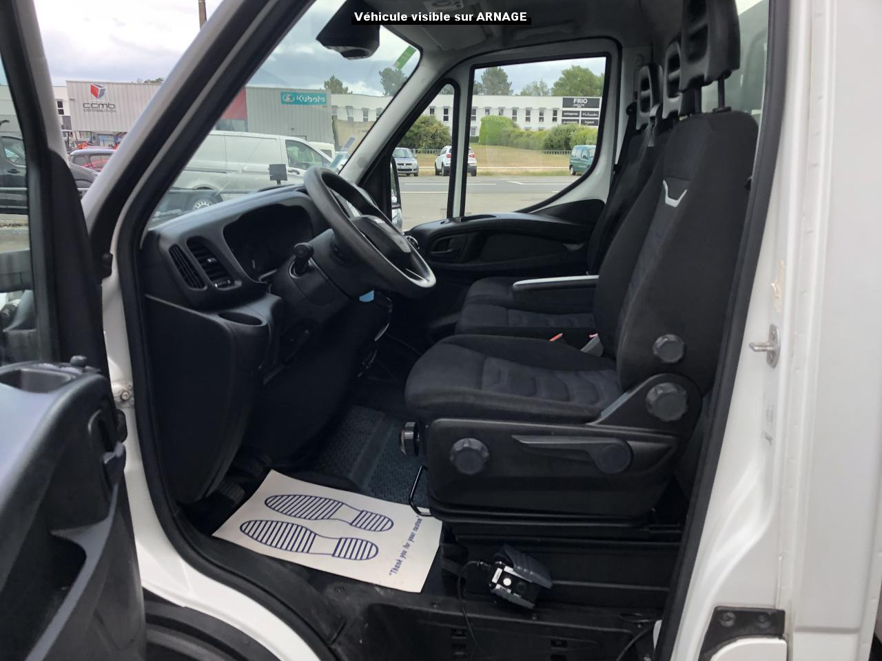 IVECO Daily 35 C 16H3.0 (Quad-Leaf) CHASSIS CABINE 2014 35C/35S Chassis cabine 35 C Epmt.3.75 PHASE 4 - Tipper van: picture 5 IVECO Daily 35 C 16H3.0 (Quad-Leaf) CHASSIS CABINE 2014 35C/35S Chassis cabine 35 C Epmt.3.75 PHASE 4 - Tipper van: picture 5