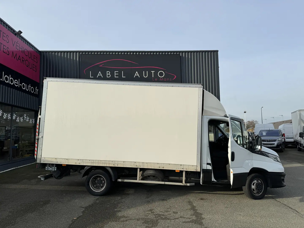 Iveco Daily 35C16 D EMPATTEMENT 4100 - Box van: picture 1 Iveco Daily 35C16 D EMPATTEMENT 4100 - Box van: picture 1