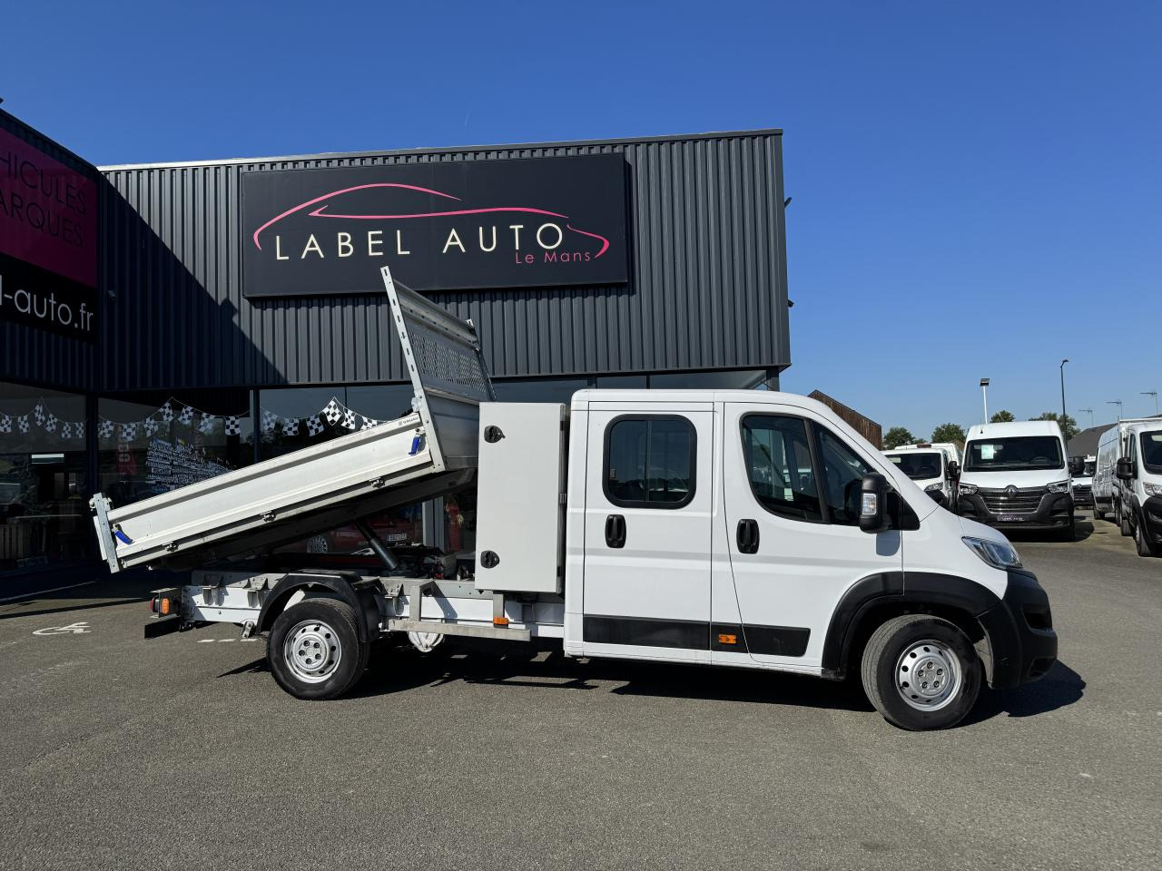 OPEL MOVANO 3T5 BENNE + COFFRE DOUBLE CABINE 6PL 2.2 HDI 165CH - Tipper van, Combi van: picture 1 OPEL MOVANO 3T5 BENNE + COFFRE DOUBLE CABINE 6PL 2.2 HDI 165CH - Tipper van, Combi van: picture 1