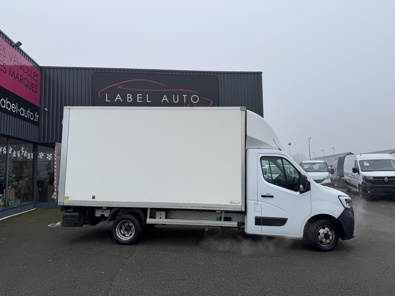 RENAULT MASTER 3T5 CAISSE 20M3 HAYON 2.3 DCI 145CH GRAND CONFORT - Box van: picture 1 RENAULT MASTER 3T5 CAISSE 20M3 HAYON 2.3 DCI 145CH GRAND CONFORT - Box van: picture 1