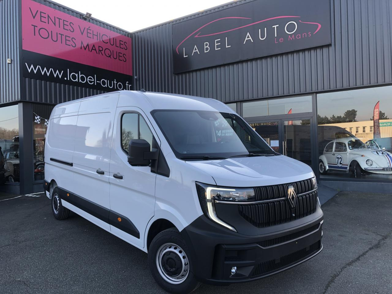 RENAULT Master Extra 3t5 L3H2 2.0 Blue dCi - BVA 170 2025 IV FOURGON Fourgon L3H2 Traction - Panel van: picture 1 RENAULT Master Extra 3t5 L3H2 2.0 Blue dCi - BVA 170 2025 IV FOURGON Fourgon L3H2 Traction - Panel van: picture 1