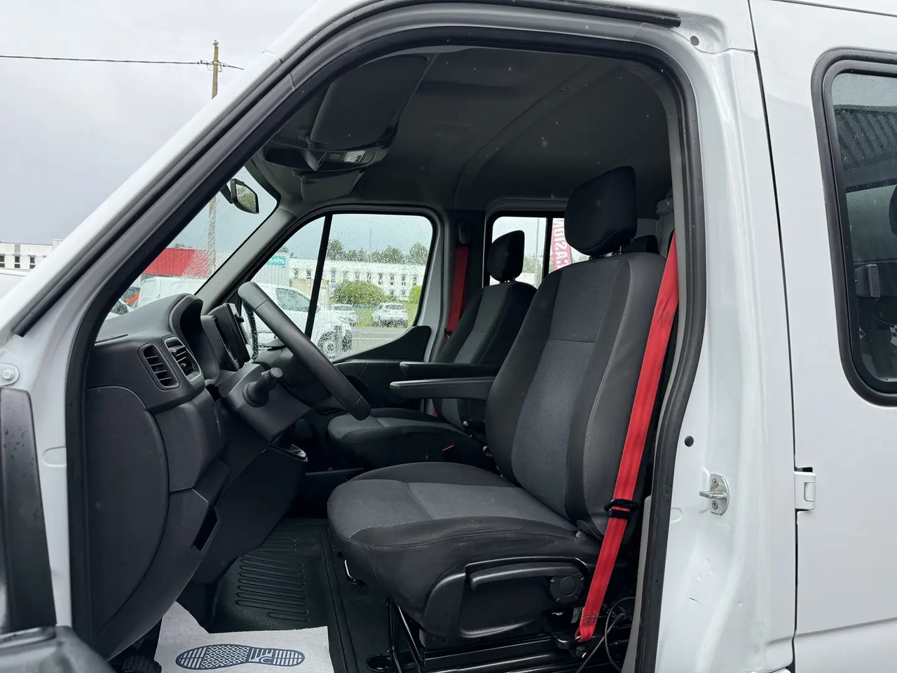 Renault Master RJ3500 L4 2.3 BLUE DCI 130CH DOUBLE CABINE CONFORT EUROVI - Tipper van, Combi van: picture 5 Renault Master RJ3500 L4 2.3 BLUE DCI 130CH DOUBLE CABINE CONFORT EUROVI - Tipper van, Combi van: picture 5
