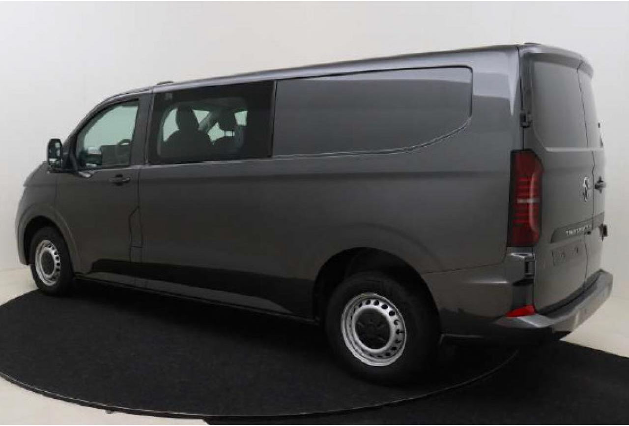 VOLKSWAGEN Transporter L2H1 3.225T 2.0 16V TDI - 170 - BV DSG T7 TV FOURGON CABINE APPROFONDIE - Panel van: picture 4 VOLKSWAGEN Transporter L2H1 3.225T 2.0 16V TDI - 170 - BV DSG T7 TV FOURGON CABINE APPROFONDIE - Panel van: picture 4
