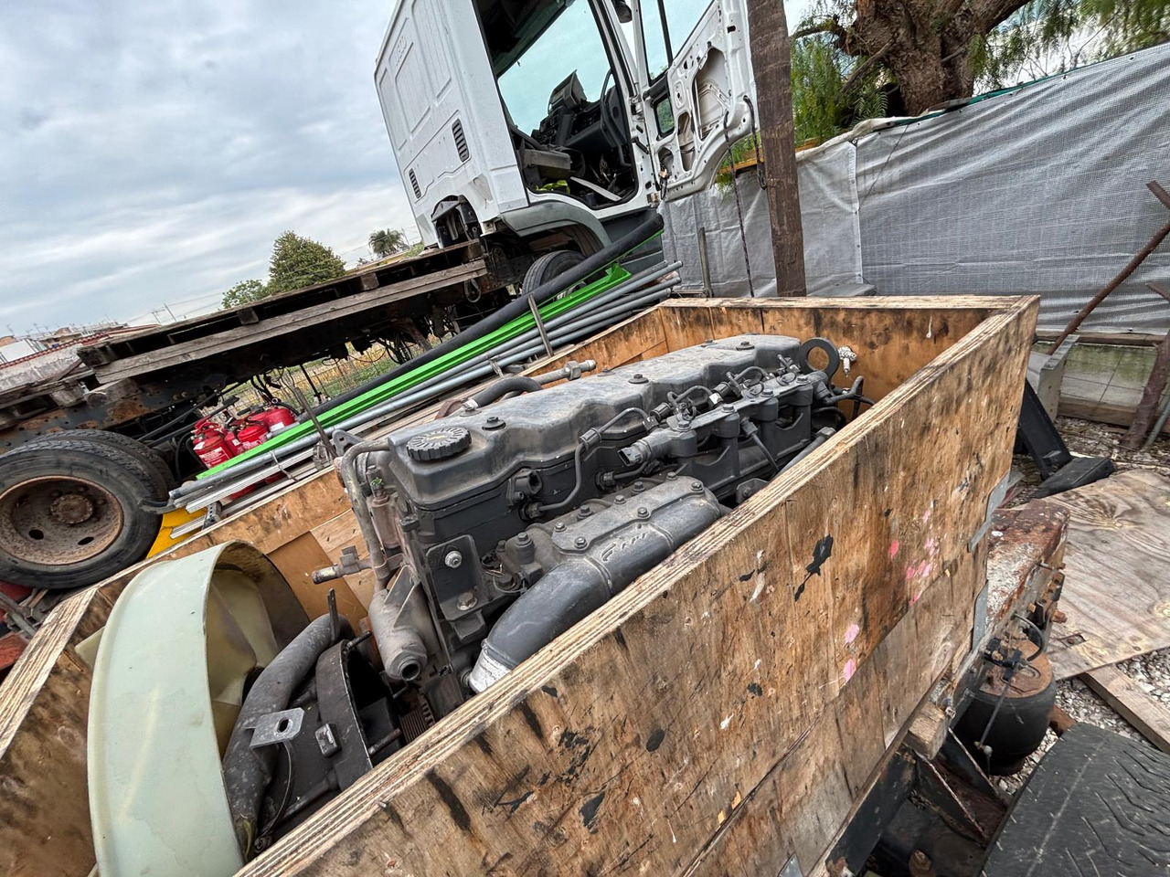 IVECO eurocargo 180e28 - Cab chassis truck: picture 3 IVECO eurocargo 180e28 - Cab chassis truck: picture 3