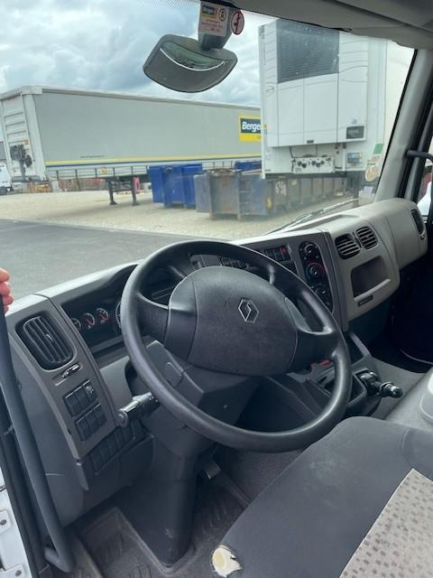 RENAULT MIDLUM 220CV 12T - Box truck: picture 3 RENAULT MIDLUM 220CV 12T - Box truck: picture 3
