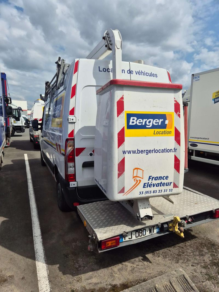 Renault Master 130.35 Fourgon L2H2 Nacelle France Elévateur 121 FT 12m - Truck mounted aerial platform: picture 2 Renault Master 130.35 Fourgon L2H2 Nacelle France Elévateur 121 FT 12m - Truck mounted aerial platform: picture 2