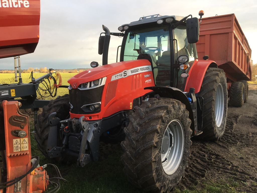 Massey Ferguson 7719S DYNA-VT EXCLUSIVE - Farm tractor: picture 1 Massey Ferguson 7719S DYNA-VT EXCLUSIVE - Farm tractor: picture 1