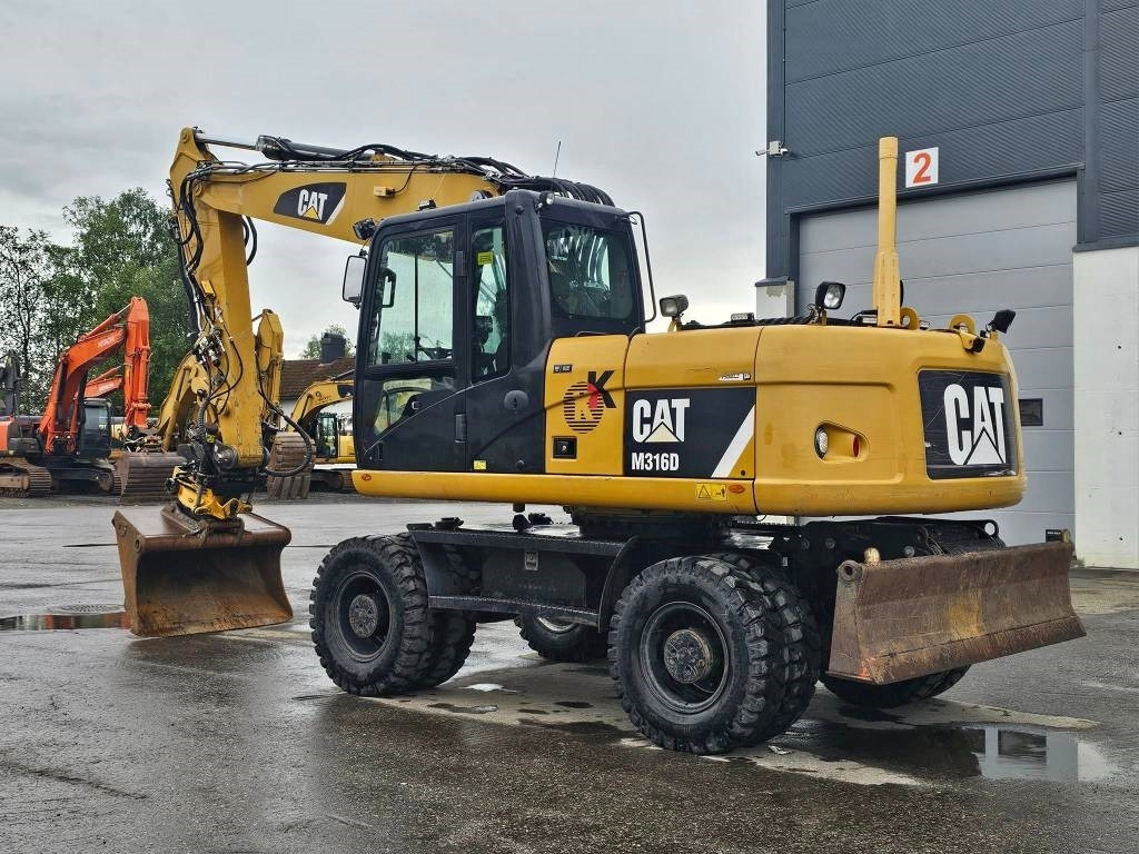 CAT M 316 D - Wheel excavator: picture 3 CAT M 316 D - Wheel excavator: picture 3