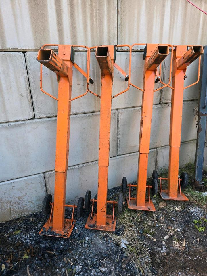 4x Stützen für Salzstreuer Container Wohnkabine Schmidt Epoke Gmeiner Salzsilo Streuautomat Winterdienst - Sand/ Salt spreader: picture 1 4x Stützen für Salzstreuer Container Wohnkabine Schmidt Epoke Gmeiner Salzsilo Streuautomat Winterdienst - Sand/ Salt spreader: picture 1