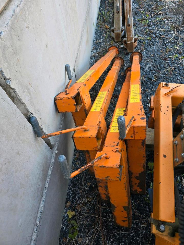 4x Stützen für Salzstreuer Container Wohnkabine Schmidt Epoke Gmeiner Salzsilo Streuautomat Winterdienst - Sand/ Salt spreader: picture 2 4x Stützen für Salzstreuer Container Wohnkabine Schmidt Epoke Gmeiner Salzsilo Streuautomat Winterdienst - Sand/ Salt spreader: picture 2
