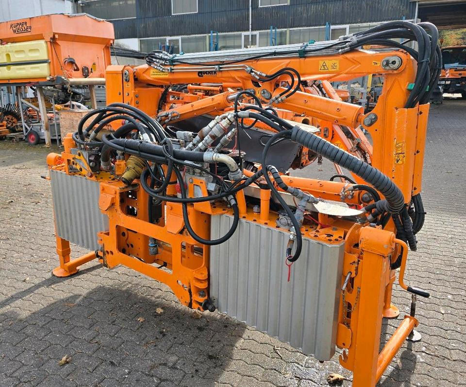 Dücker DUA 800 RSM 13 Böschungsmäher Böschungsmulcher Mähausleger Bankettmäher für Unimog 405/10 405/12 700 600 Mulag Una MHU FME - Boom mower: picture 2 Dücker DUA 800 RSM 13 Böschungsmäher Böschungsmulcher Mähausleger Bankettmäher für Unimog 405/10 405/12 700 600 Mulag Una MHU FME - Boom mower: picture 2