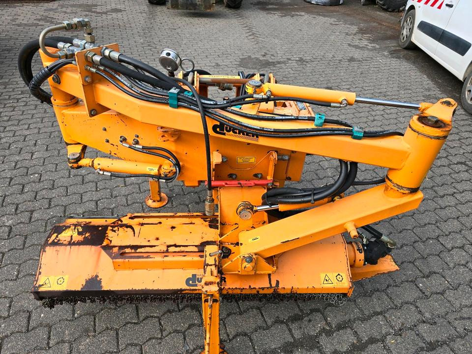 Dücker MGK 13 Randstreifenmäher Randstreifenmähgerät Böschungsmulcher Böschungsmäher Seitenmulcher Mähausleger für Ladog Multicar Hansa Unimog u300 300 400 500 327 323 530 405 - Verge mower: picture 5 Dücker MGK 13 Randstreifenmäher Randstreifenmähgerät Böschungsmulcher Böschungsmäher Seitenmulcher Mähausleger für Ladog Multicar Hansa Unimog u300 300 400 500 327 323 530 405 - Verge mower: picture 5